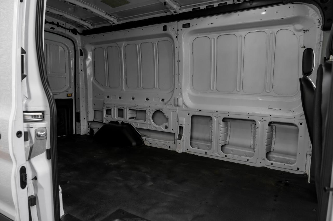 2021 Ford Transit Cargo Van photo 27