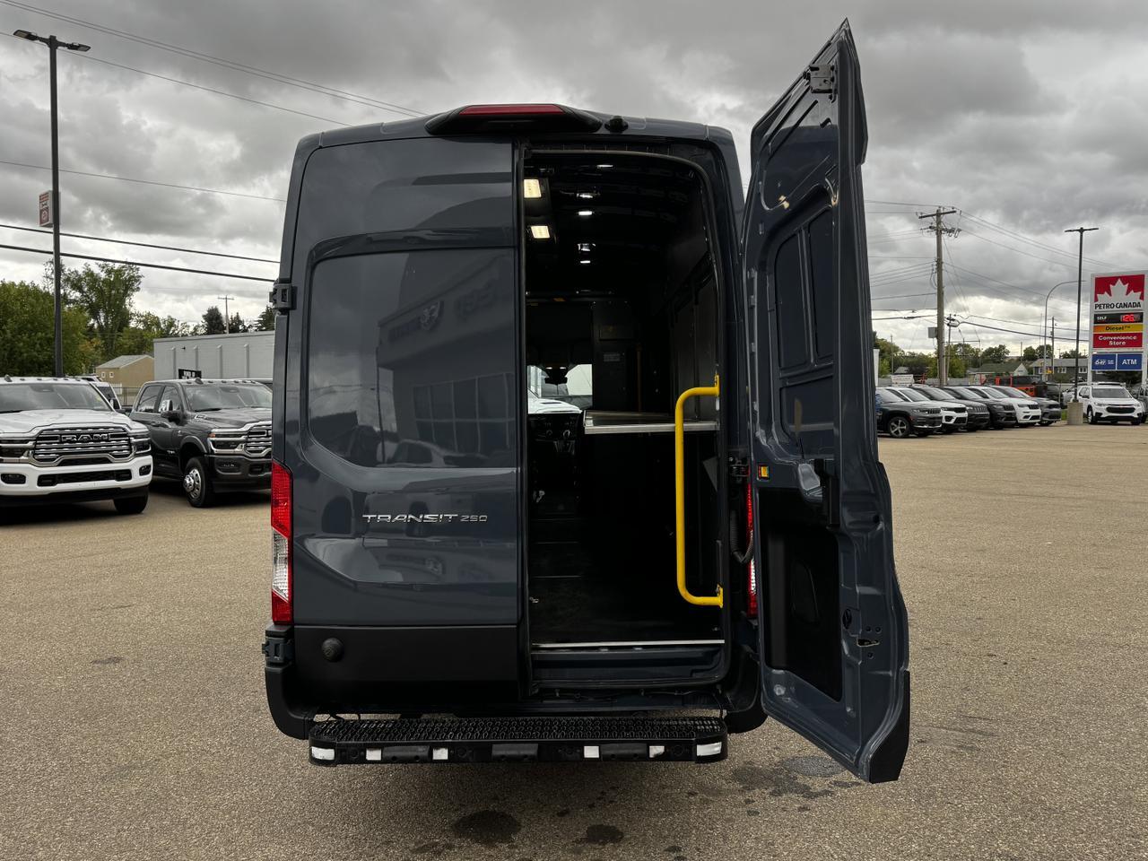 2021 Ford Transit Cargo Van T250 Full Size RWD | V6 | Low KMs | 3 Door | High Roof | Backup Camera Redwater AB