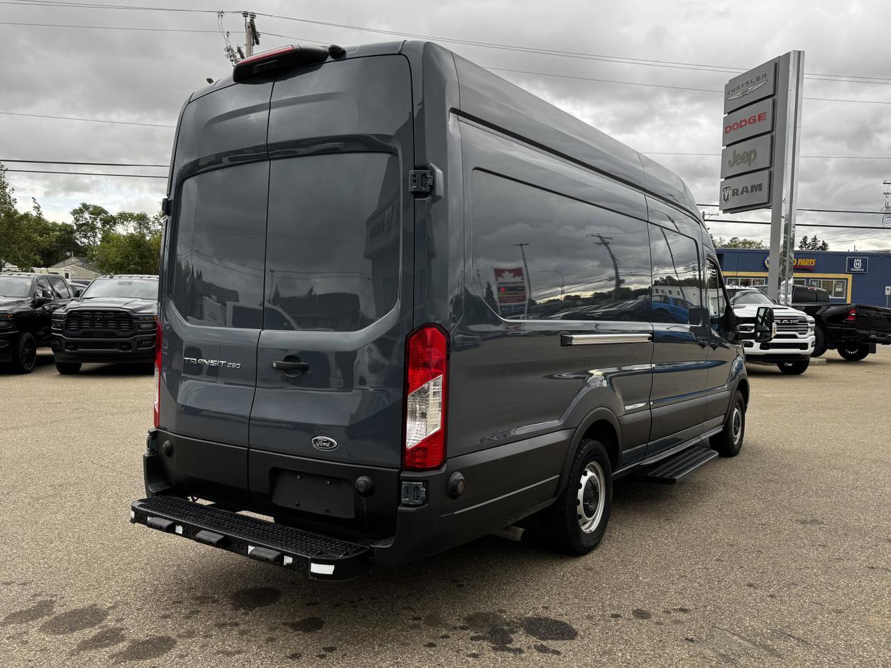2021 Ford Transit Cargo Van T250 Full Size RWD | V6 | Low KMs | 3 Door | High Roof | Backup Camera Redwater AB