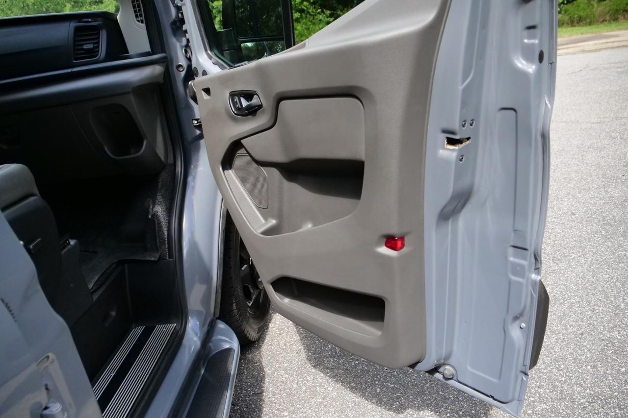 2021 Ford Transit Explorer Conversion Van / AWD / 3.5L V6 / Rear Sofa! Lincolnton NC