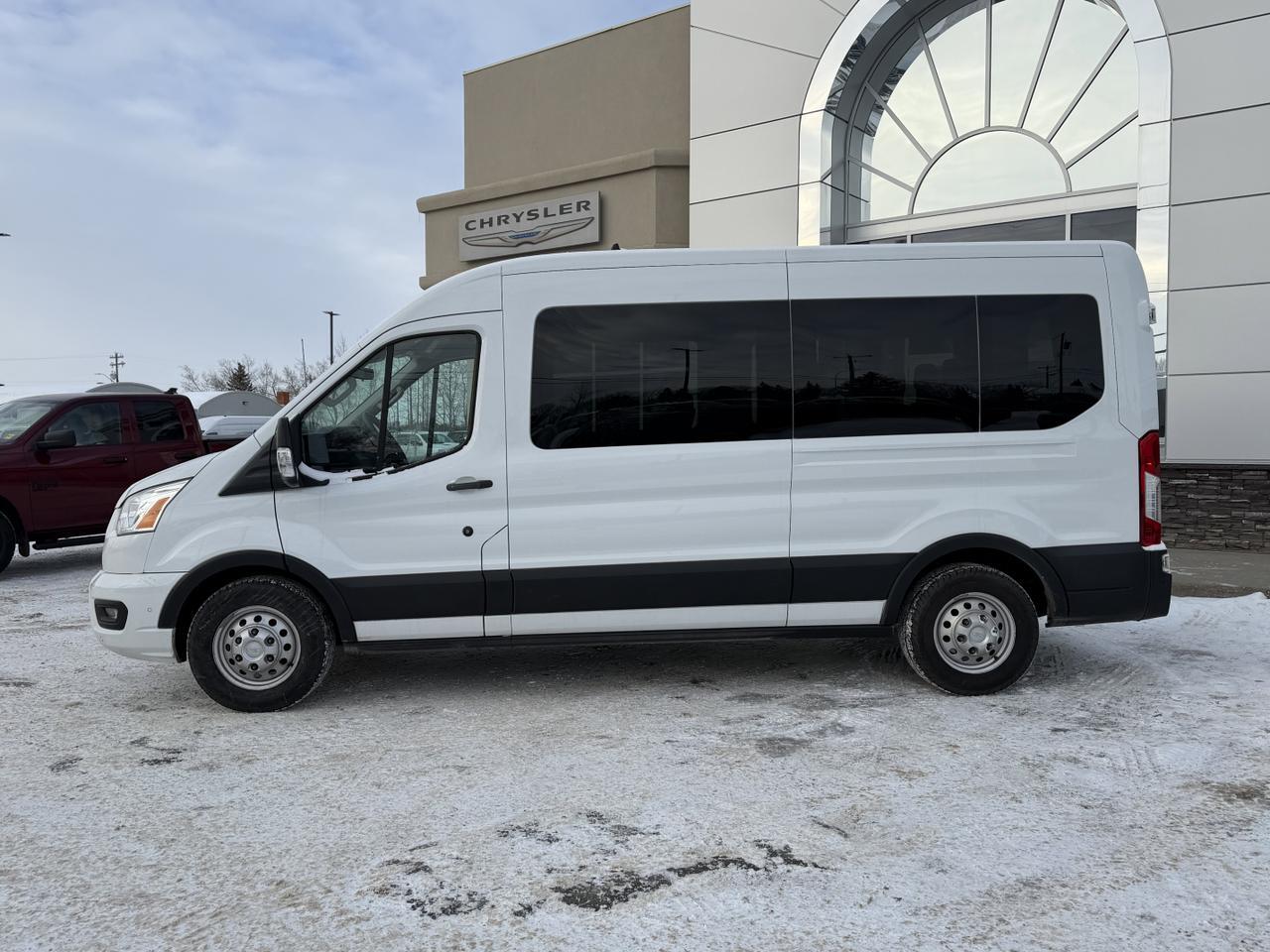 2021 Ford Transit Passenger Wagon T350 AWD V6 | Low KMs | 4 Row Seating | Backup Camera | Tow Pkg | AC Redwater AB