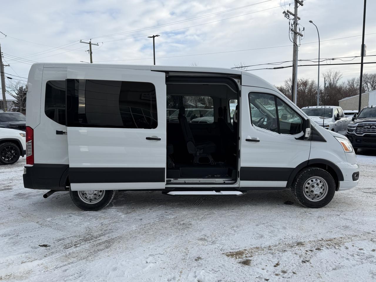 2021 Ford Transit Passenger Wagon T350 AWD V6 | Low KMs | 4 Row Seating | Backup Camera | Tow Pkg | AC Redwater AB