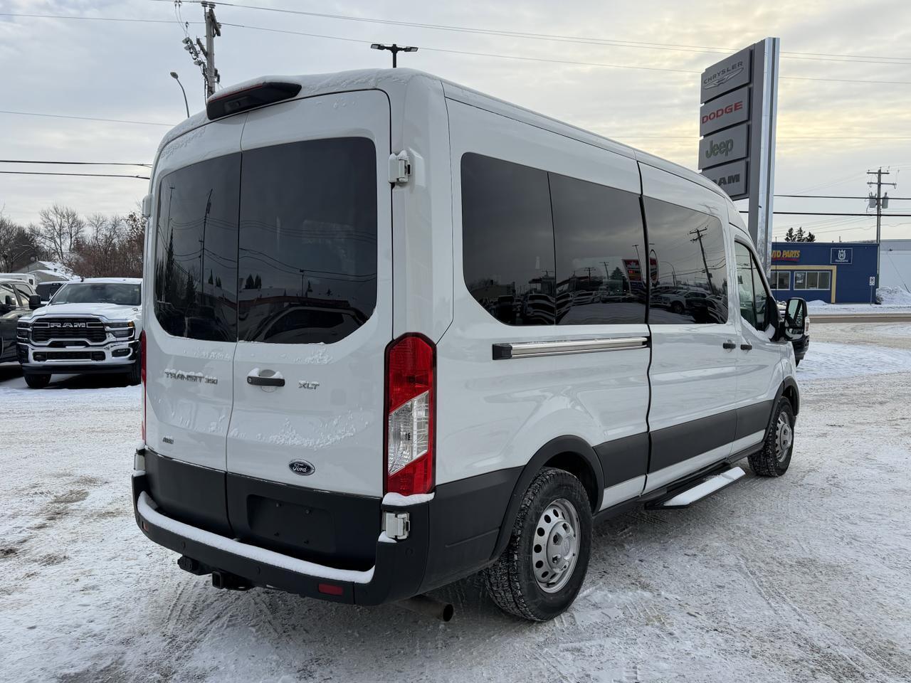 2021 Ford Transit Passenger Wagon T350 AWD V6 | Low KMs | 4 Row Seating | Backup Camera | Tow Pkg | AC Redwater AB