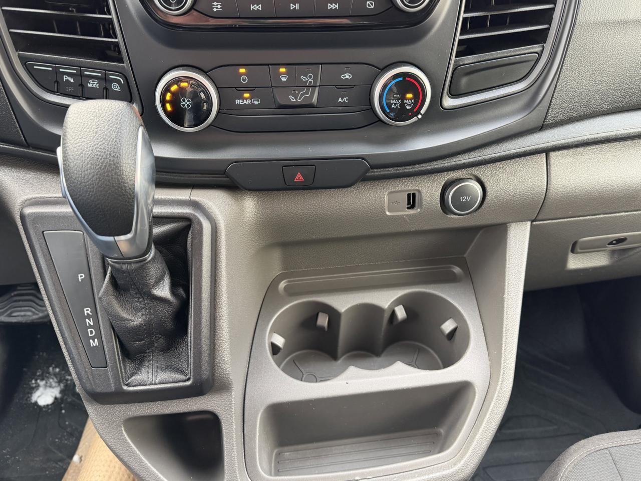 2021 Ford Transit Passenger Wagon T350 AWD V6 | Low KMs | 4 Row Seating | Backup Camera | Tow Pkg | AC Redwater AB