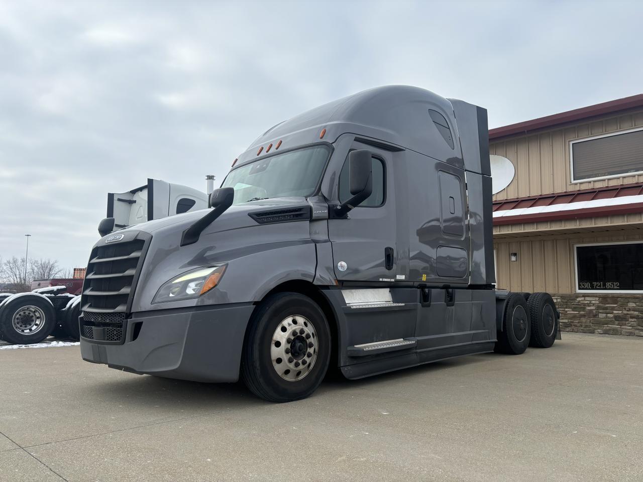 2021 Freightliner Cascadia 126 .
