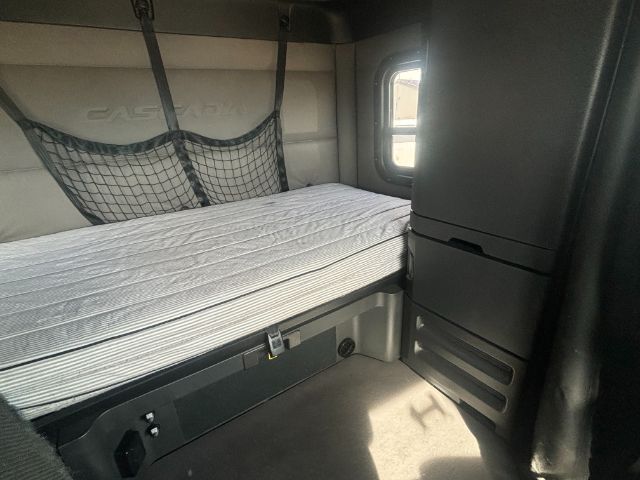 2021 Freightliner Cascadia 126 . Seville OH