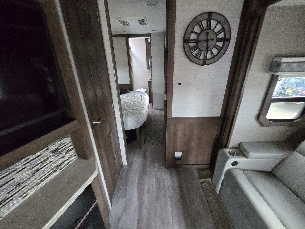 2021 Freightliner Jayco Entegra 26D Watertown SD