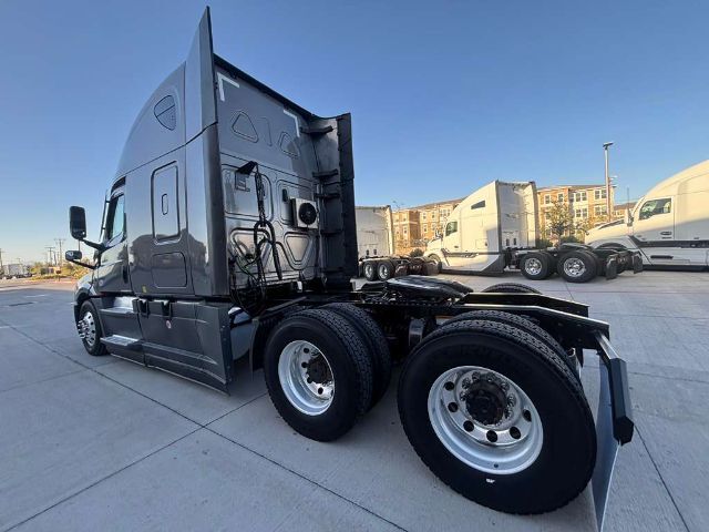2021 Freightliner New Cascadia 126 . Seville OH