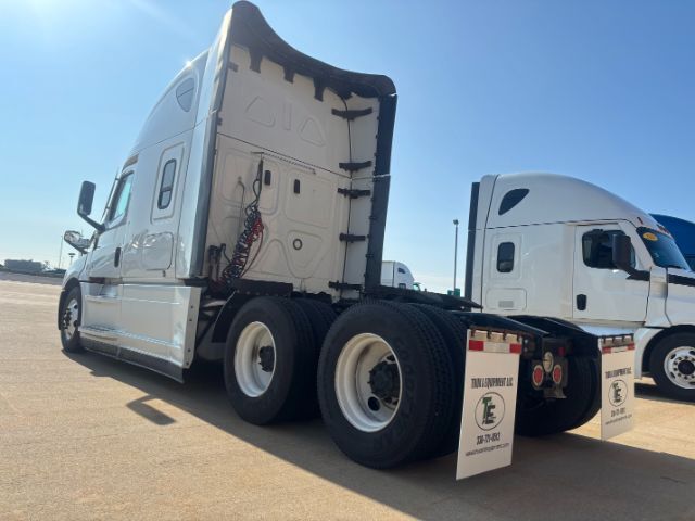2021 Freightliner New Cascadia 126 . Seville OH