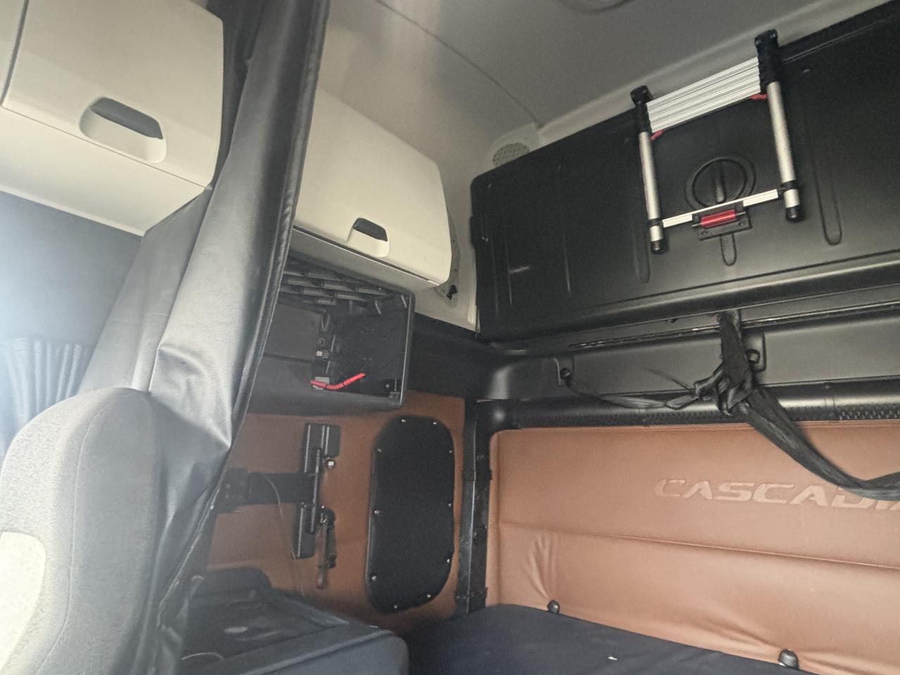 2021 Freightliner New Cascadia 126 . Seville OH