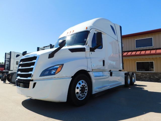 2021 Freightliner New Cascadia 126 .