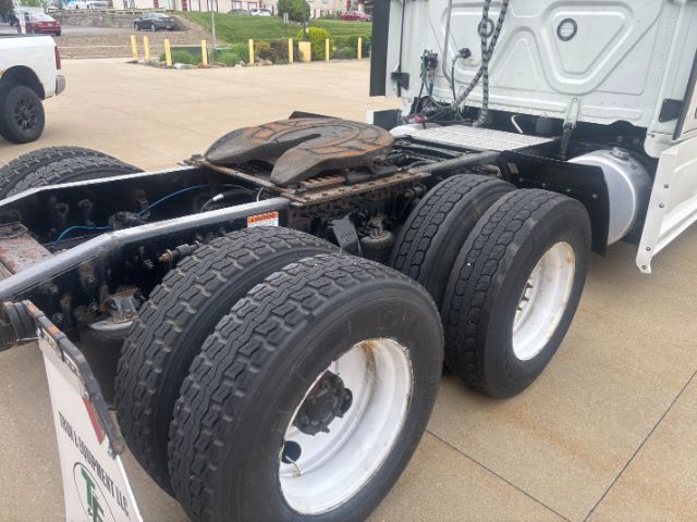 2021 Freightliner New Cascadia 126 . Seville OH