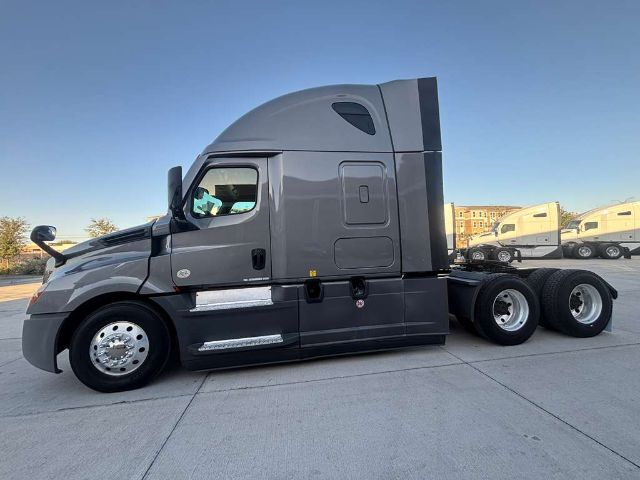2021 Freightliner New Cascadia 126 .