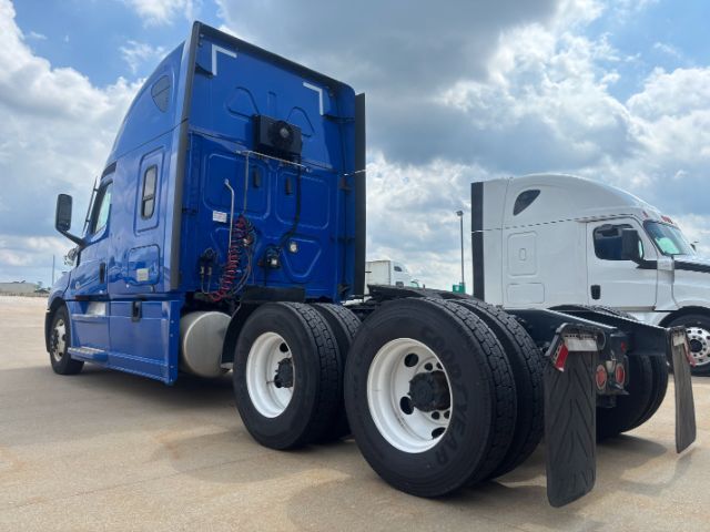2021 Freightliner New Cascadia 126 . Seville OH