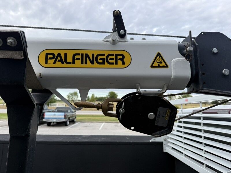 2021 GMC 3500HD DRW 4x4 Utility w/ PSC 3216 Crane Collinsville OK