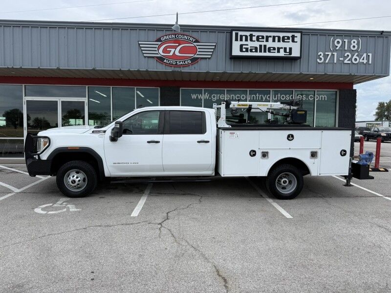 2021 GMC 3500HD DRW 4x4 Utility w/ PSC 3216 Crane Collinsville OK