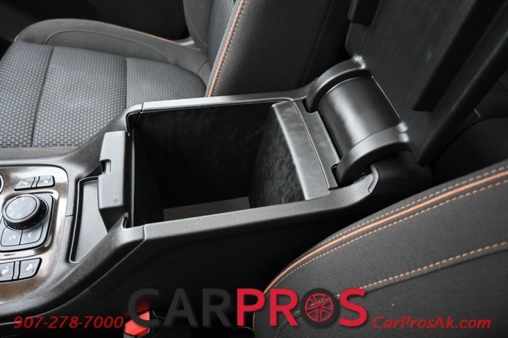 2021 GMC Acadia AT4 - AWD - Power & Heated Cloth Seats - Bose Speakers - Dual Sunroof - NAV - Apple CarPlay & Android Auto - Front Parking Sensors - Backup Camera - Lane Depart & Blind Sport Alert - 3rd Row - Seats 7 - Keyless Entry & Start - Power Liftgate - 1-Owne Anchorage AK