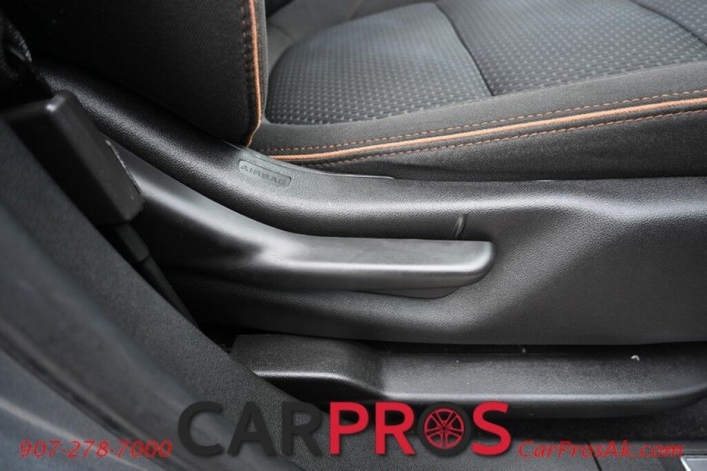 2021 GMC Acadia AT4 - AWD - Power & Heated Cloth Seats - Bose Speakers - Dual Sunroof - NAV - Apple CarPlay & Android Auto - Front Parking Sensors - Backup Camera - Lane Depart & Blind Sport Alert - 3rd Row - Seats 7 - Keyless Entry & Start - Power Liftgate - 1-Owne Anchorage AK