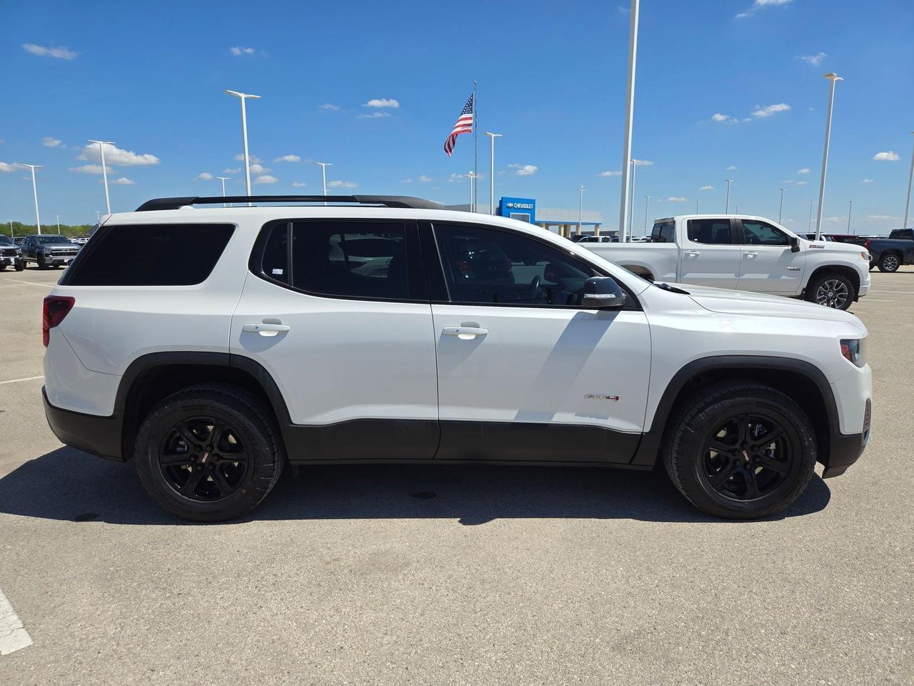 2021 GMC Acadia AT4
