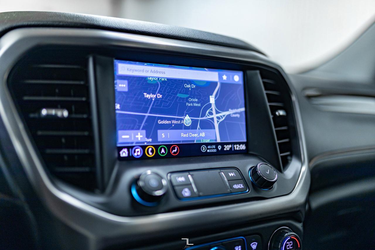 2021 GMC Acadia AWD AT4 Leather Roof Nav BCam Red Deer AB