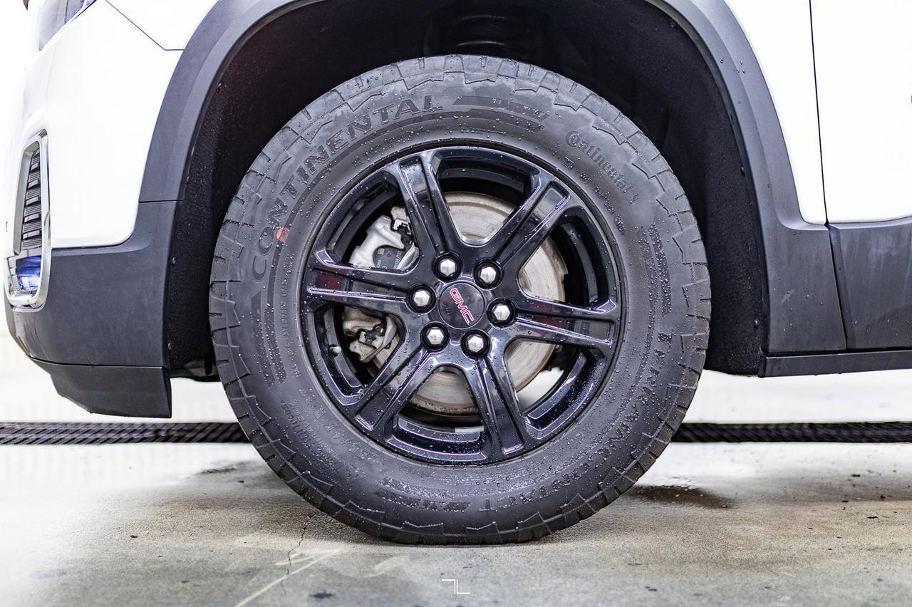 2021 GMC Acadia AWD AT4 Leather Roof Nav BCam Red Deer AB