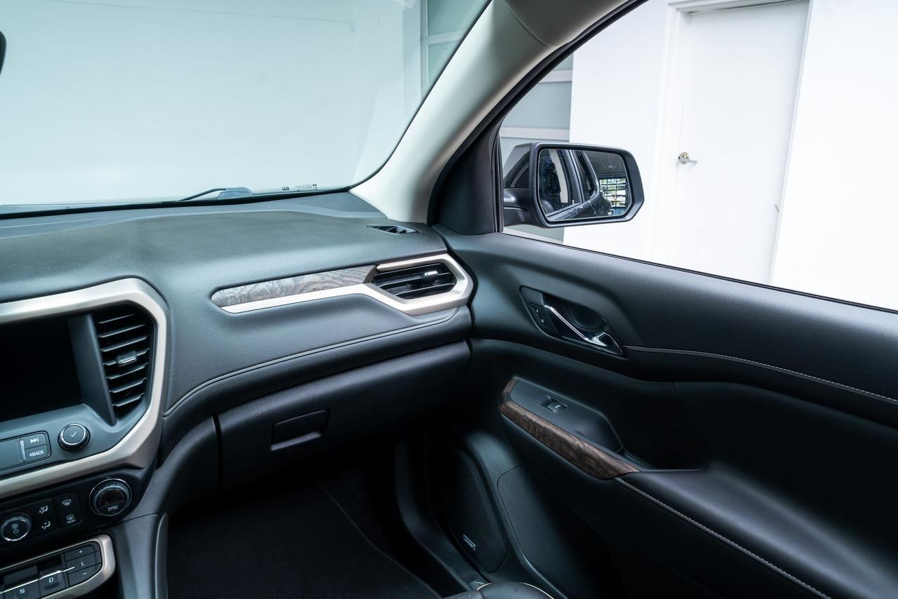 2021 GMC Acadia Denali 1 Owner Technology Package Ultimate Package Portland OR