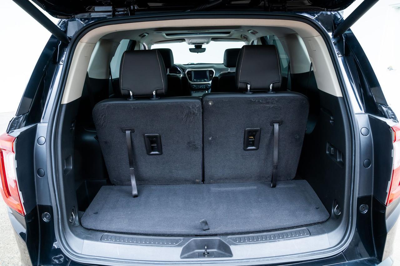 2021 GMC Acadia Denali 1 Owner Technology Package Ultimate Package Portland OR
