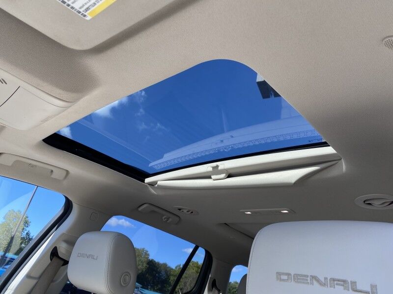 2021 GMC Acadia Denali Bristol  PA
