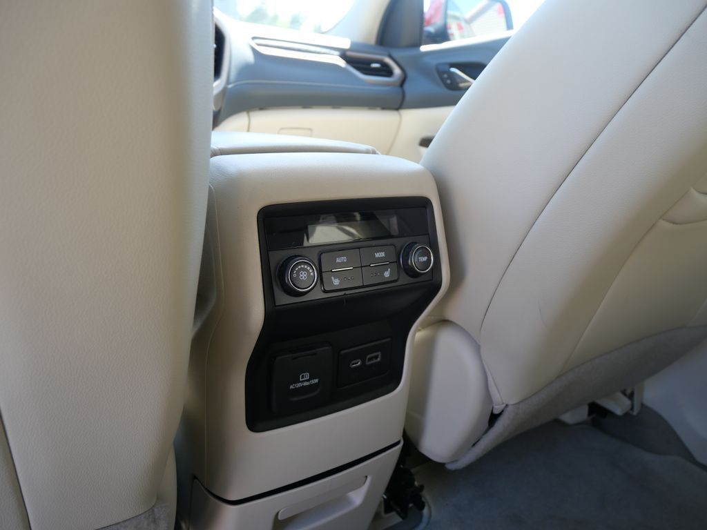 2021 GMC Acadia Denali Mt Pleasant MI