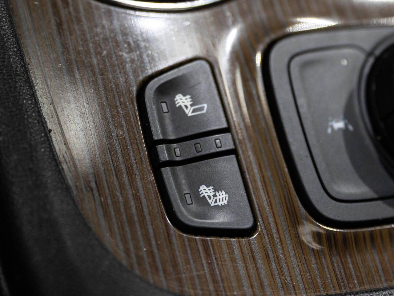 2021 GMC Acadia SLE AWD 6-Passenger Cranberry PA