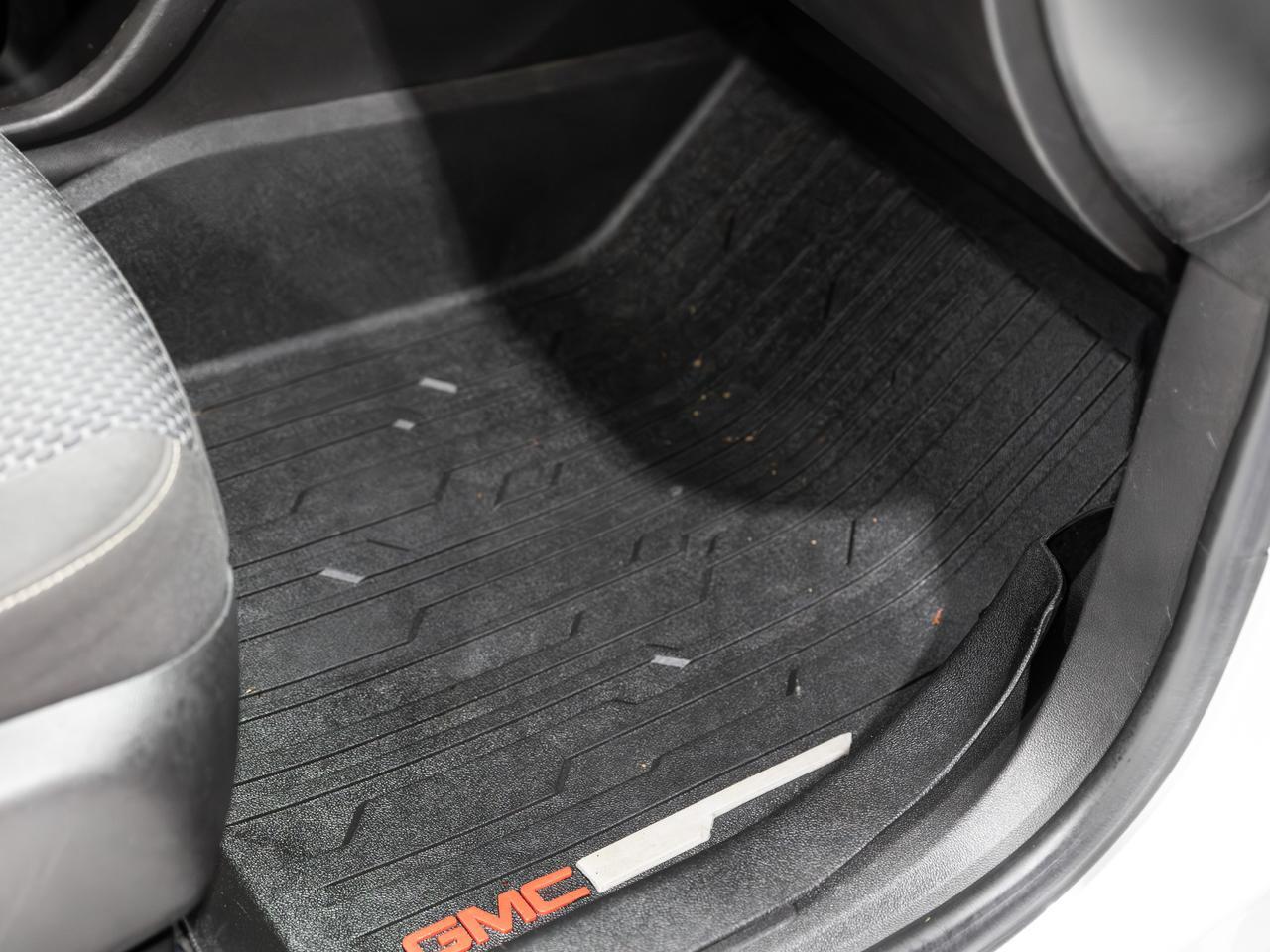 2021 GMC Acadia SLE AWD 6-Passenger Cranberry PA