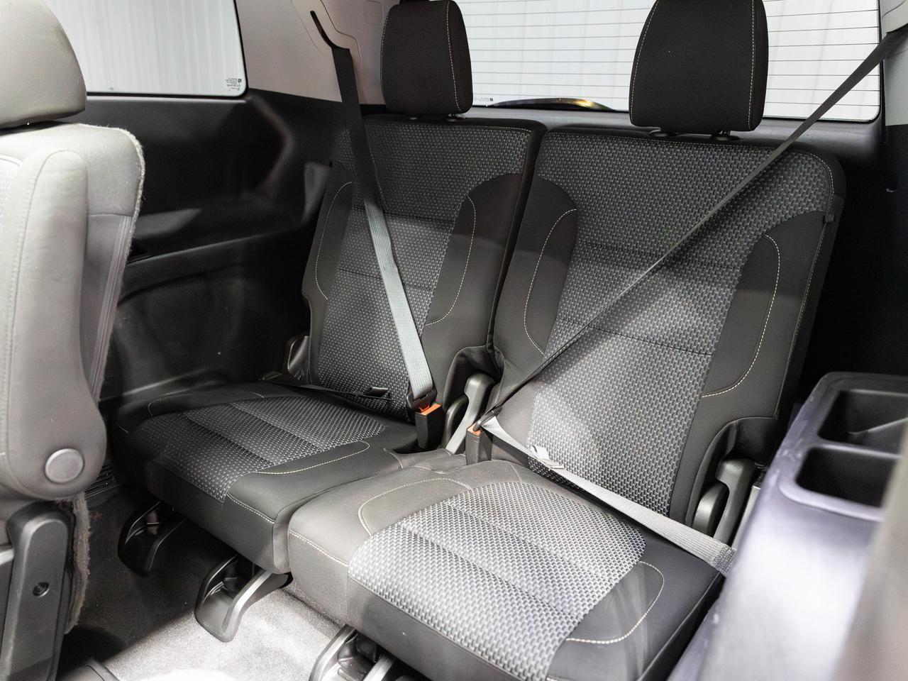 2021 GMC Acadia SLE AWD 6-Passenger Cranberry PA