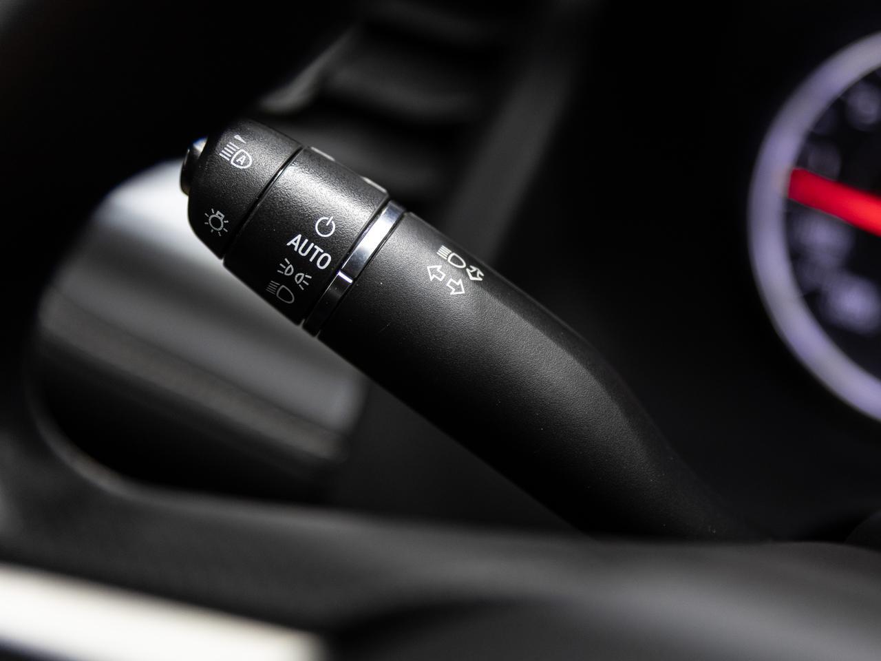 2021 GMC Acadia SLE AWD 6-Passenger Cranberry PA