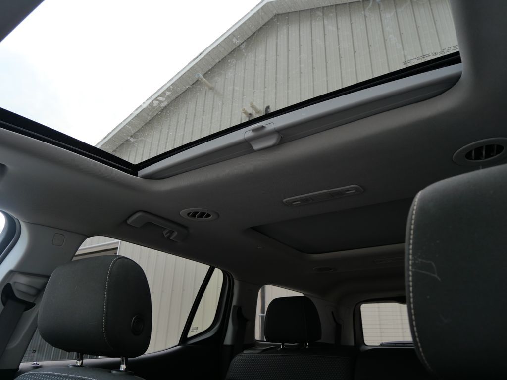 2021 GMC Acadia SLE Mt Pleasant MI