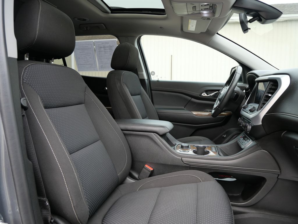 2021 GMC Acadia SLE Mt Pleasant MI