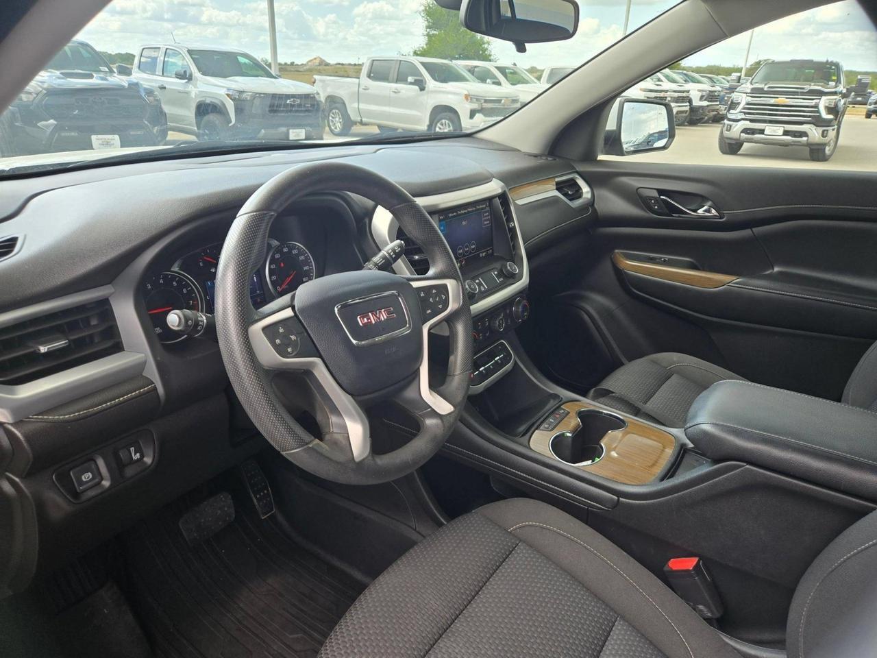 2021 GMC Acadia SLE Castroville TX