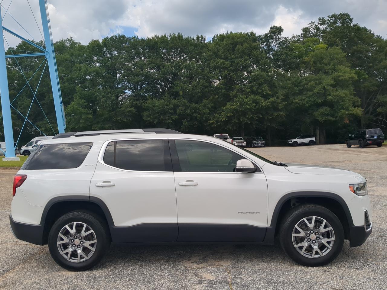 2021 GMC Acadia SLT