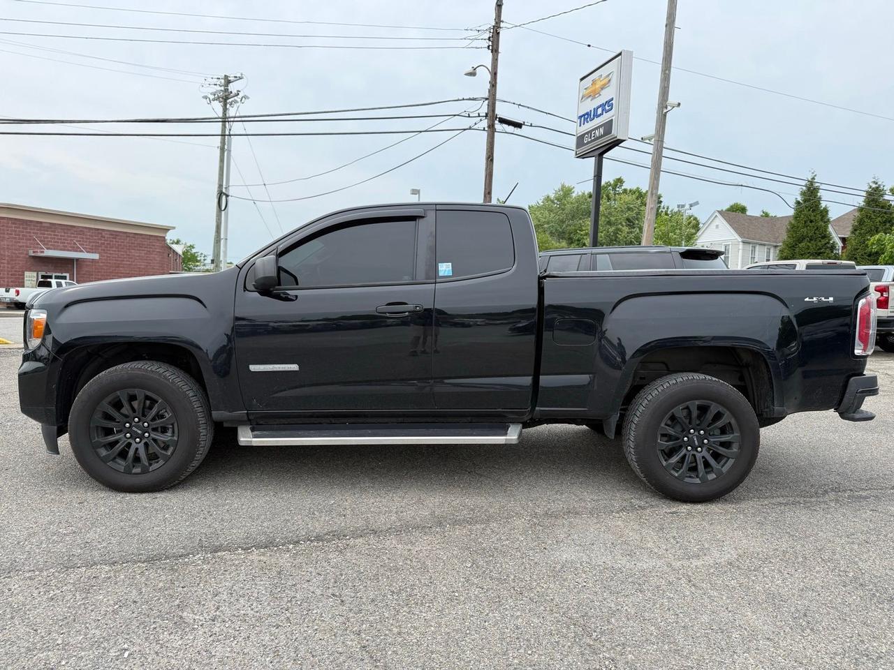 2021 GMC Canyon Elevation Standard