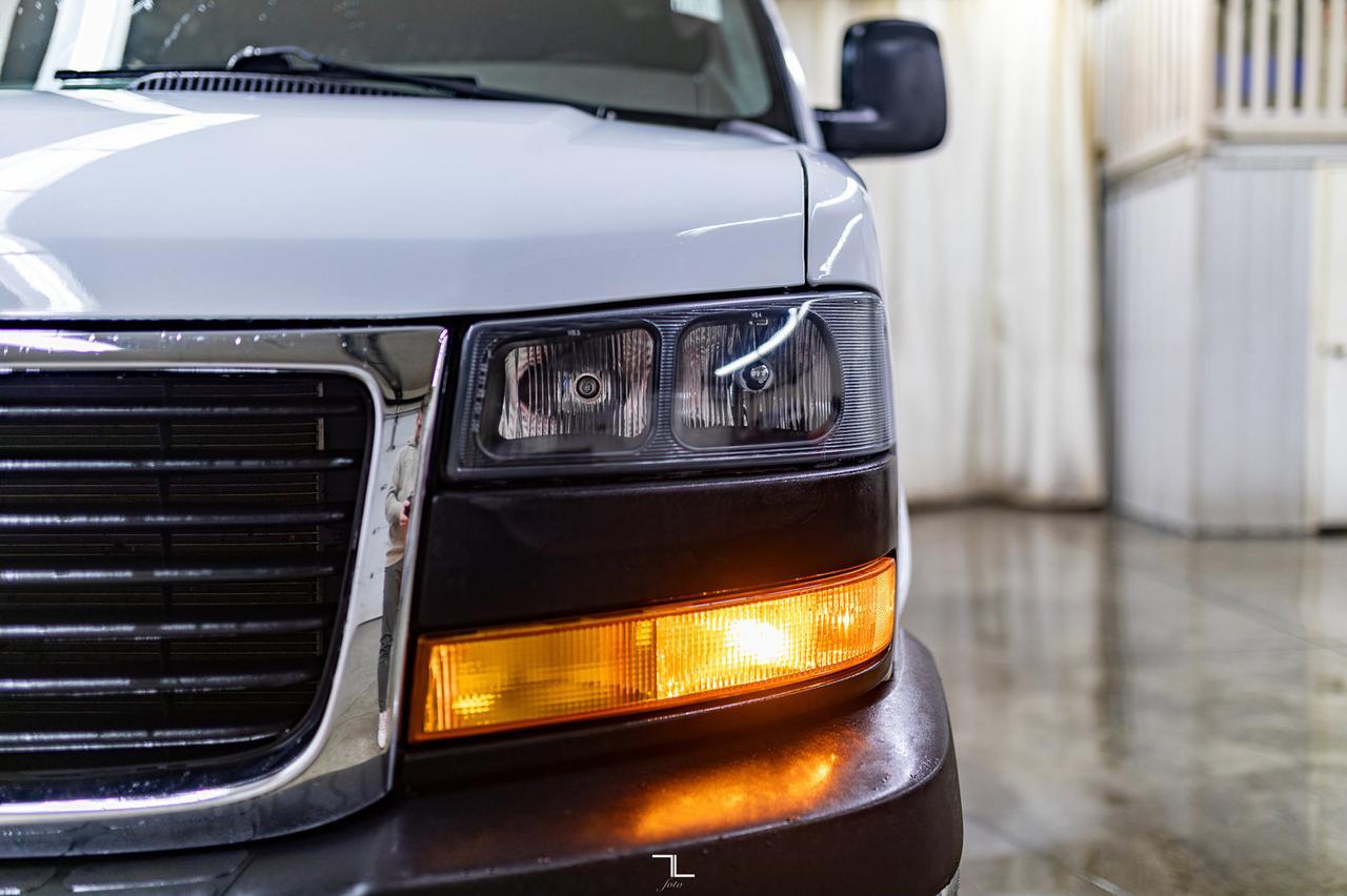 2021 GMC Savana 2500 Cargo Van BCam Red Deer AB