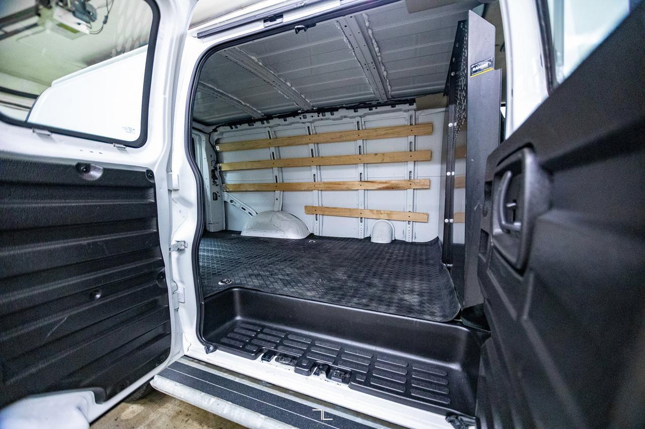 2021 GMC Savana 2500 Cargo Van BCam Red Deer AB