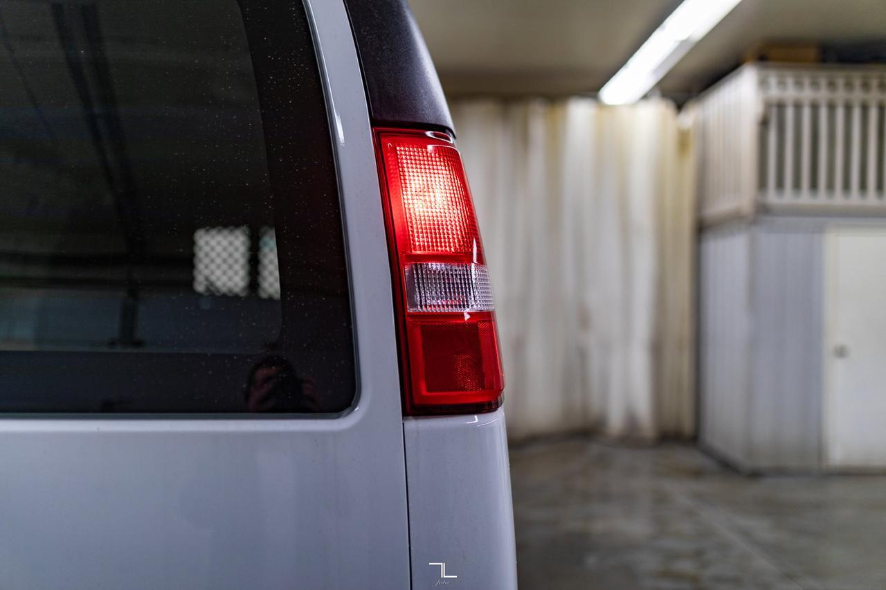 2021 GMC Savana 2500 Cargo Van BCam Red Deer AB