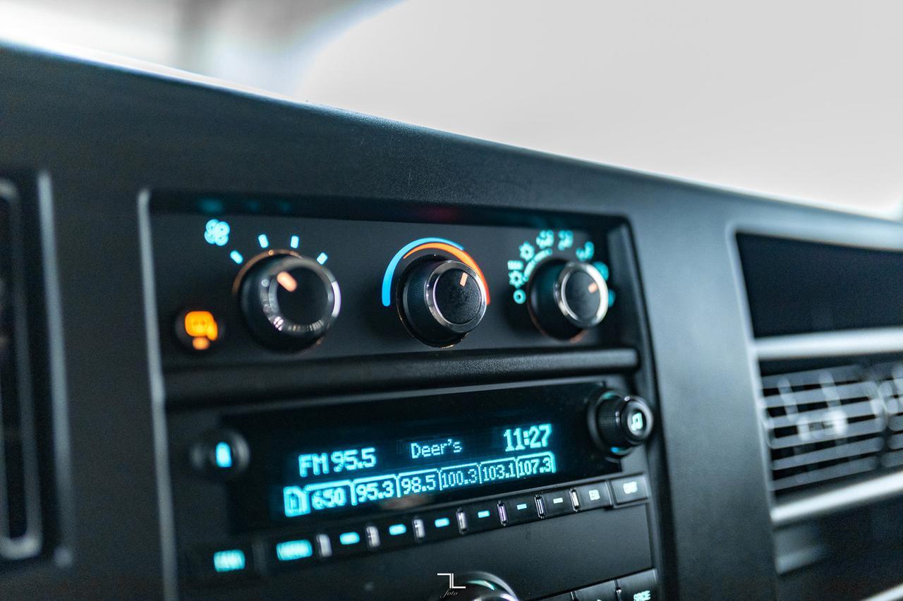 2021 GMC Savana 2500 Cargo Van BCam Red Deer AB