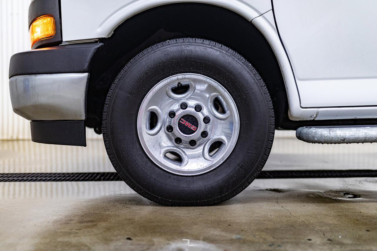 2021 GMC Savana 2500 Cargo Van BCam Red Deer AB