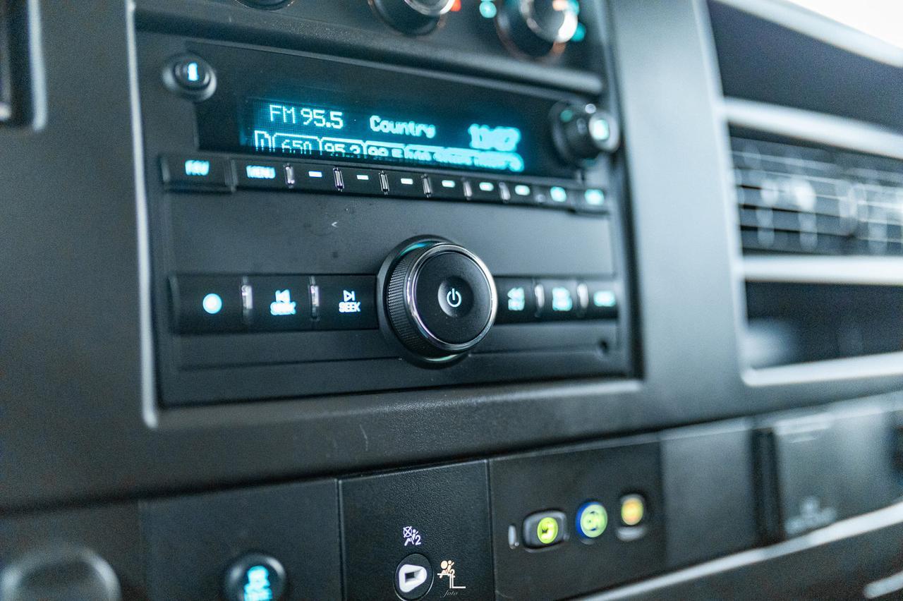 2021 GMC Savana 2500 Cargo Van BCam Red Deer AB