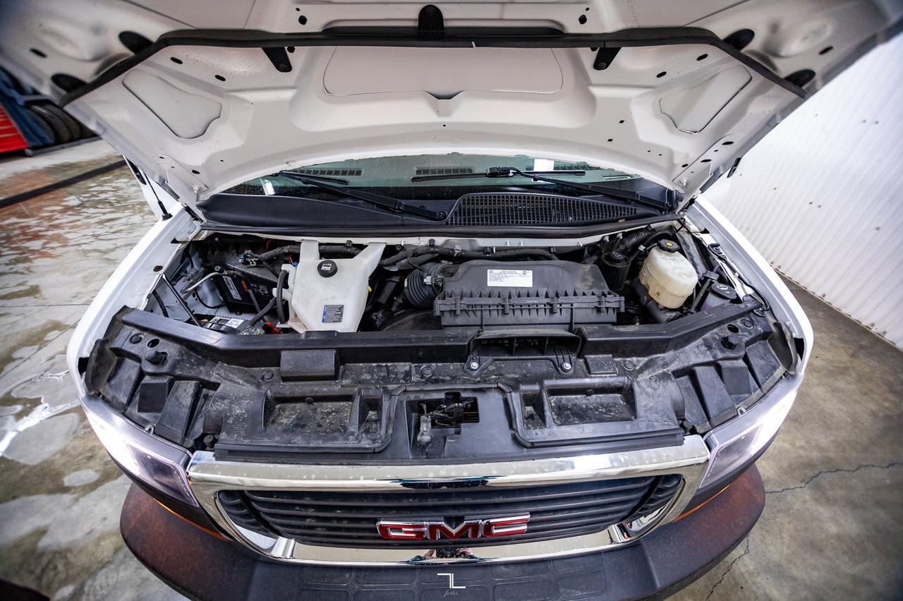 2021 GMC Savana 2500 Cargo Van BCam Red Deer AB