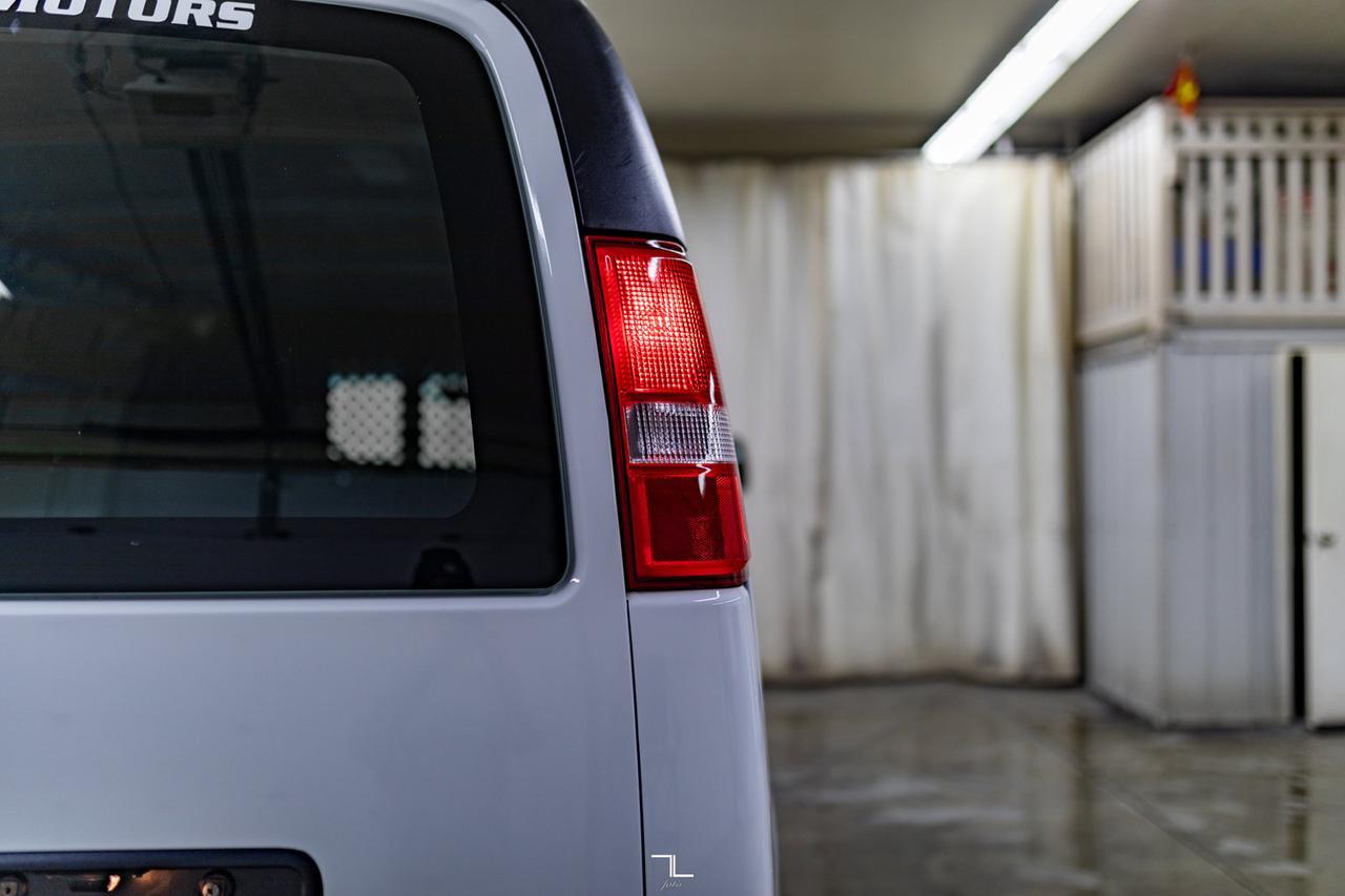 2021 GMC Savana 2500 Cargo Van BCam Red Deer AB
