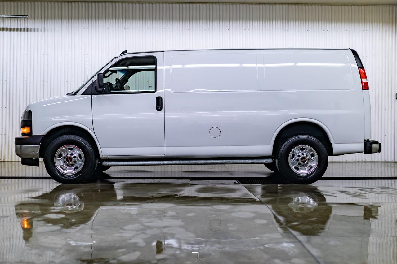 2021 GMC Savana 2500 Cargo Van BCam Red Deer AB