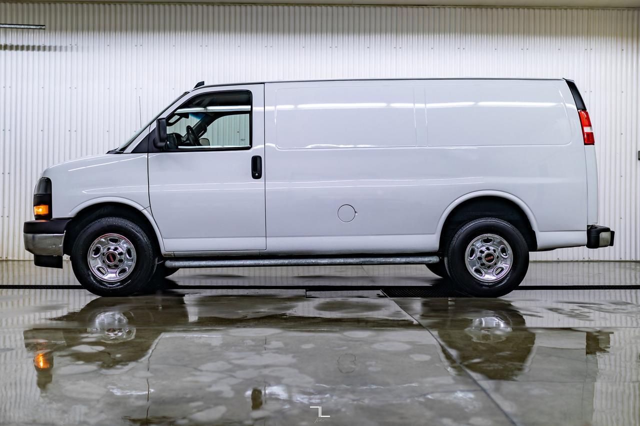 2021 GMC Savana 2500 Cargo Van BCam Red Deer AB