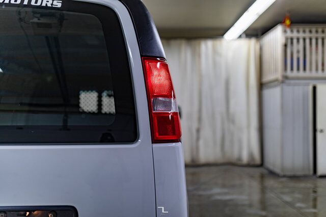 2021 GMC Savana 2500 Cargo Van BCam Red Deer AB