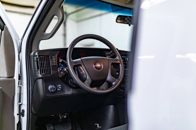 2021 GMC Savana 2500 Cargo Van BCam Red Deer AB